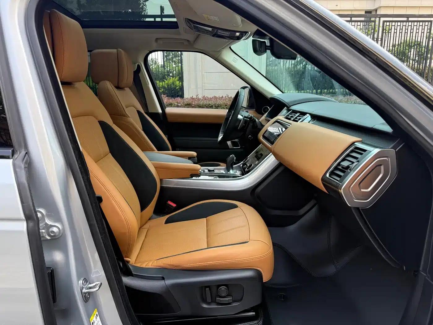 Range Rover Sport 2021 3.0 L6 Black Edition — миниатюра 19