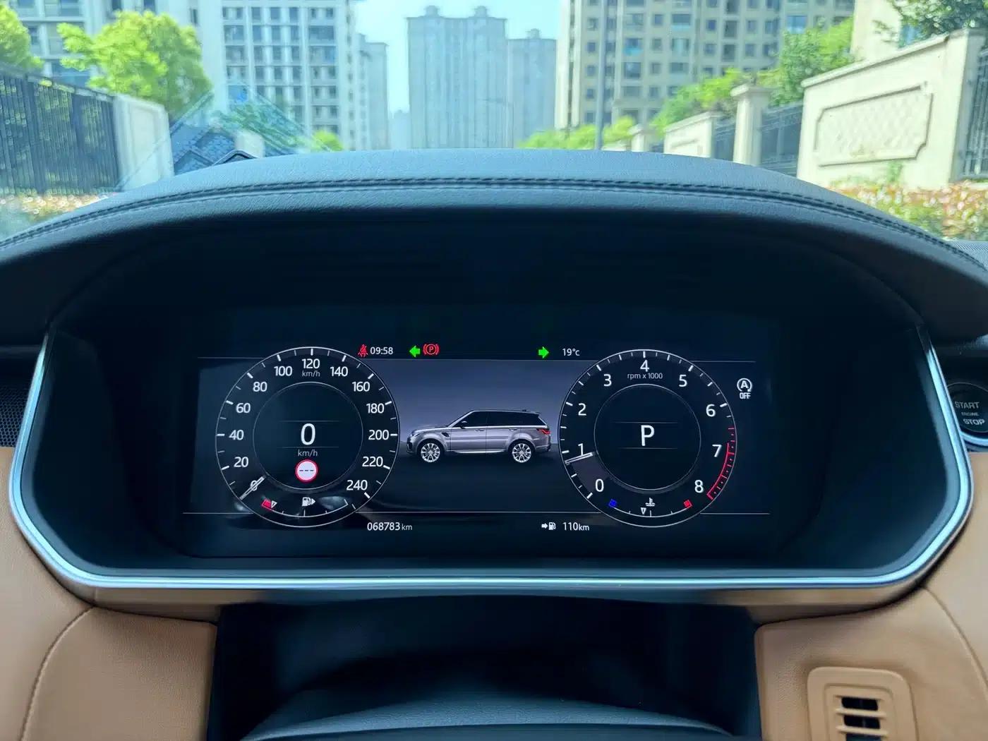 Range Rover Sport 2021 3.0 L6 Black Edition — миниатюра 4