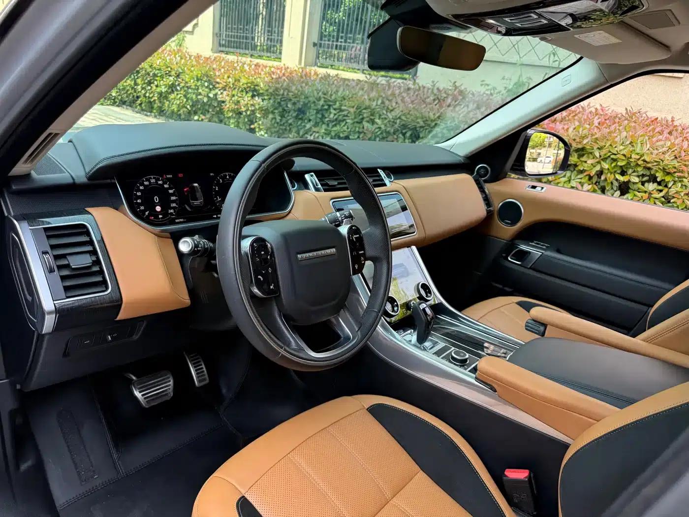 Range Rover Sport 2021 3.0 L6 Black Edition — миниатюра 9