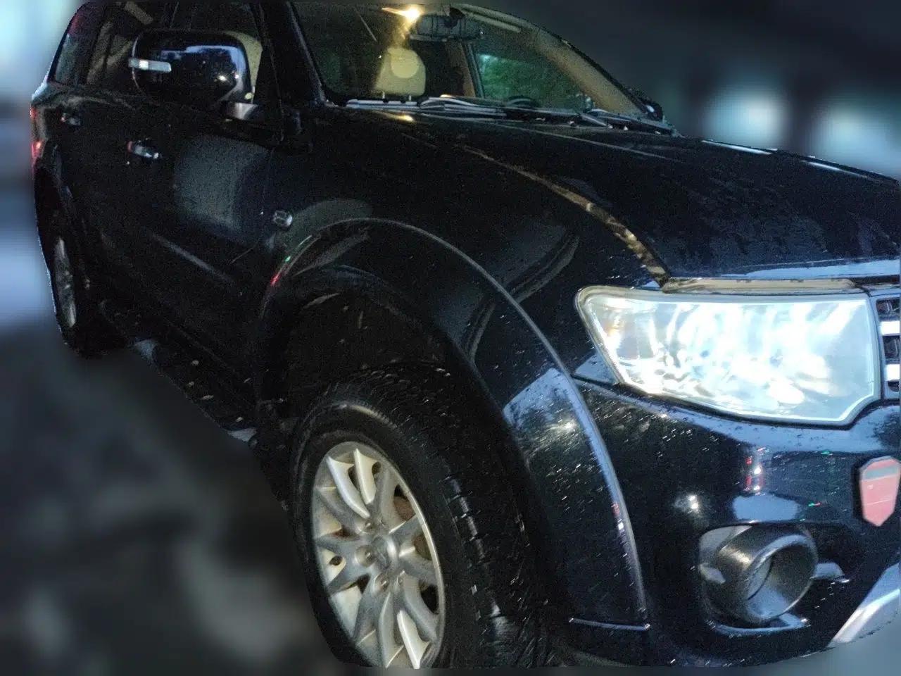 Mitsubishi Pajero Sport 2013 3.0L Automatic Two-Wheel Drive Luxury Edition — миниатюра 3