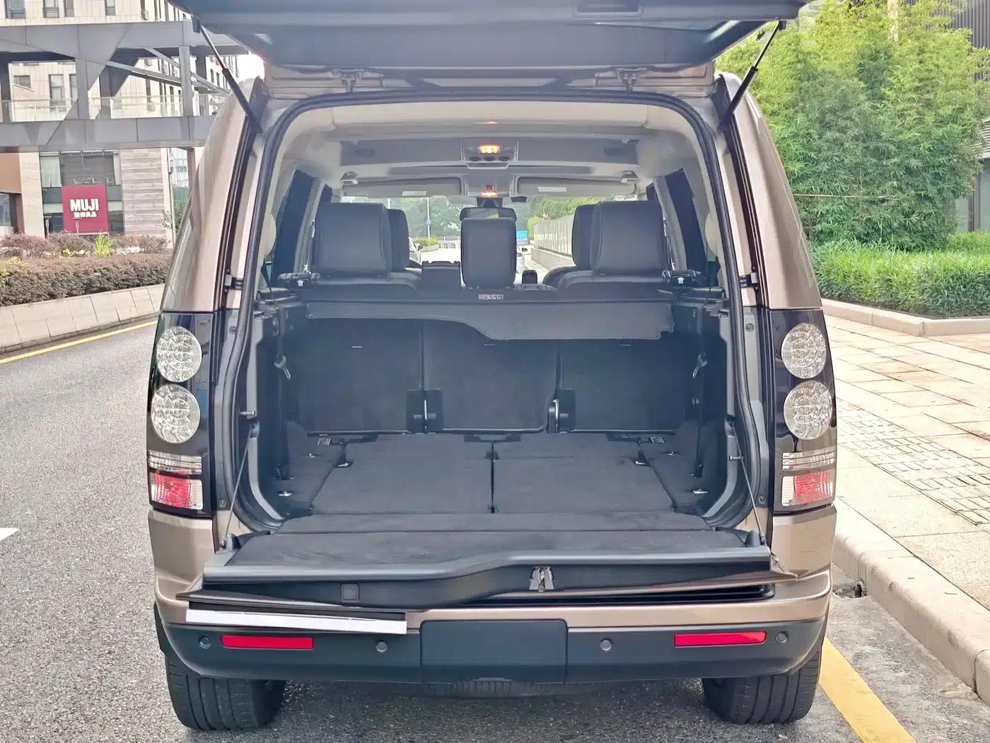 Discovery 2015 3.0 SDV6 HSE Diesel — миниатюра 8