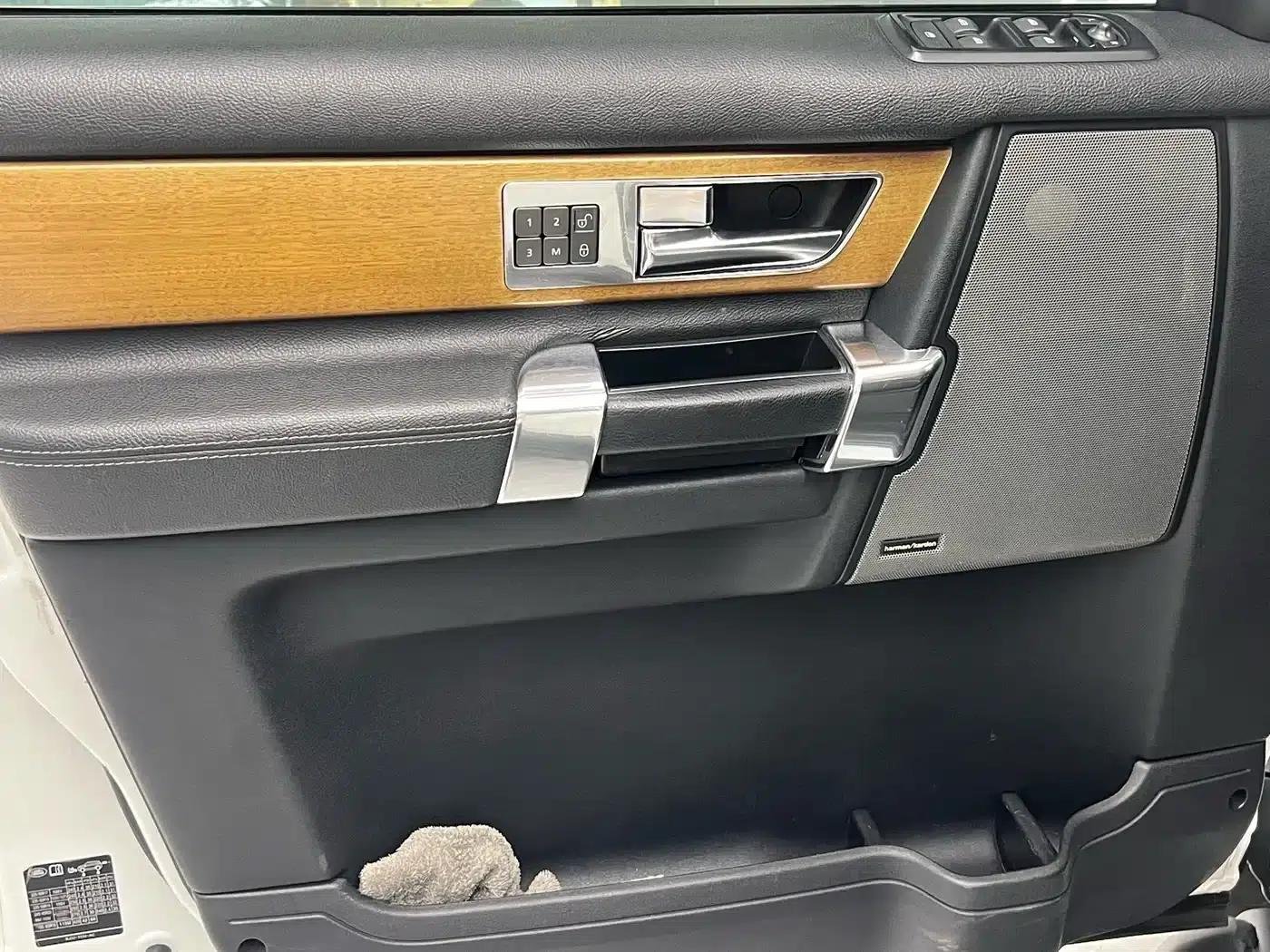 Discovery 2012 5.0 V8 HSE — миниатюра 21