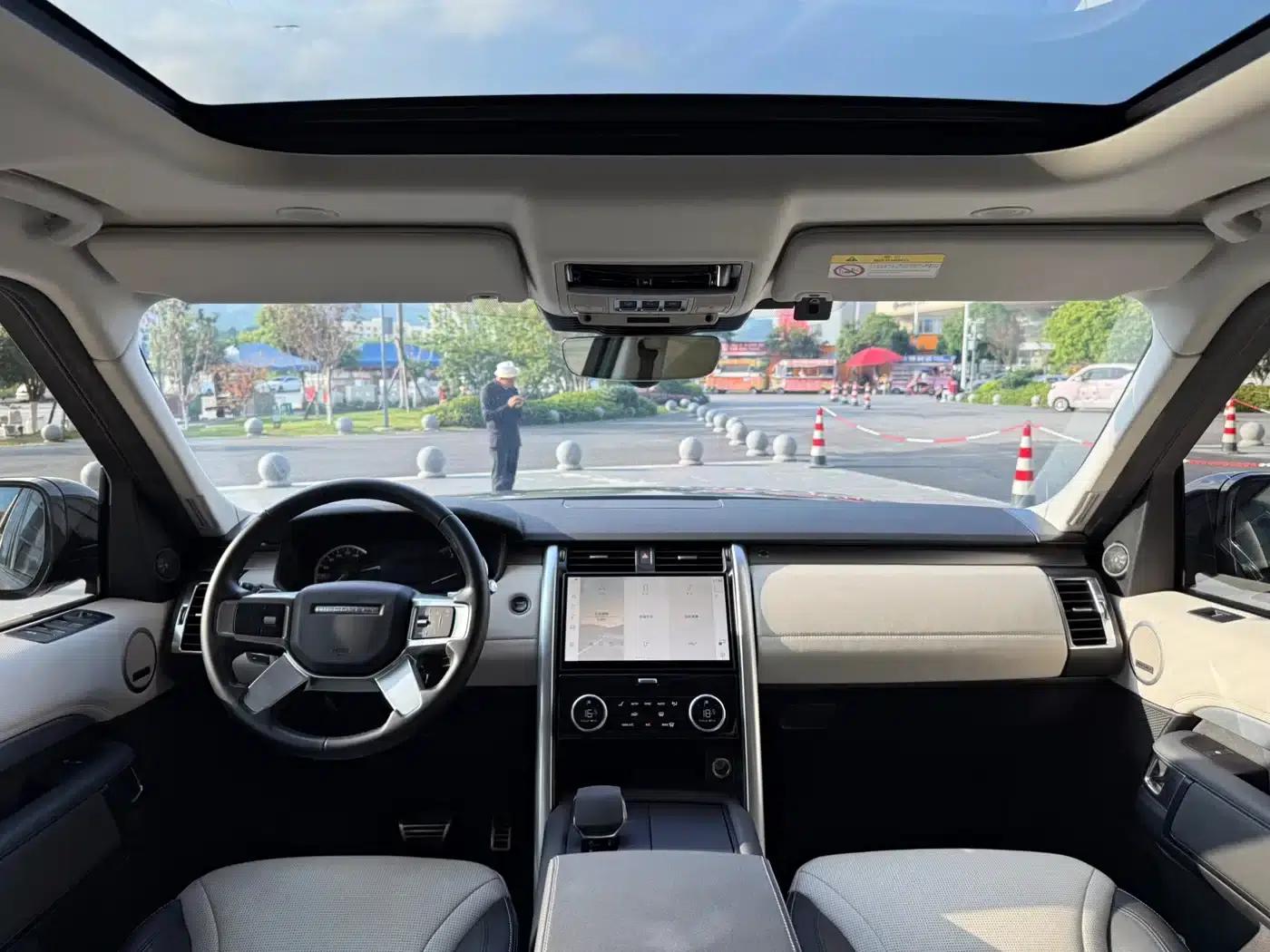 Discover the 2023 360PS R-Dynamic S — миниатюра 10