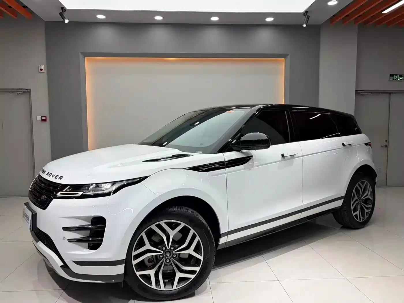 2024 Range Rover Evoque L SE Luxury Edition — миниатюра 1