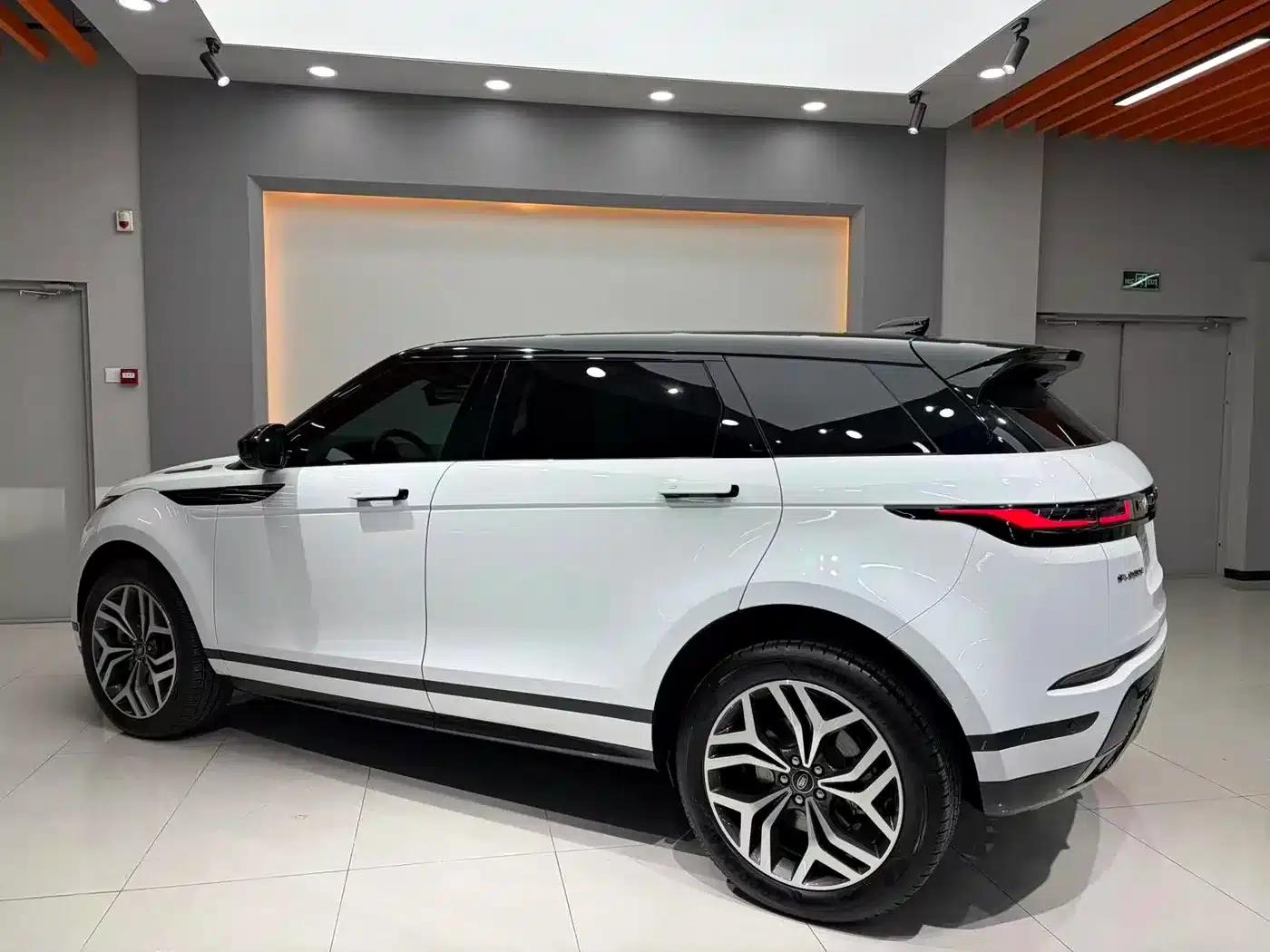2024 Range Rover Evoque L SE Luxury Edition — миниатюра 6