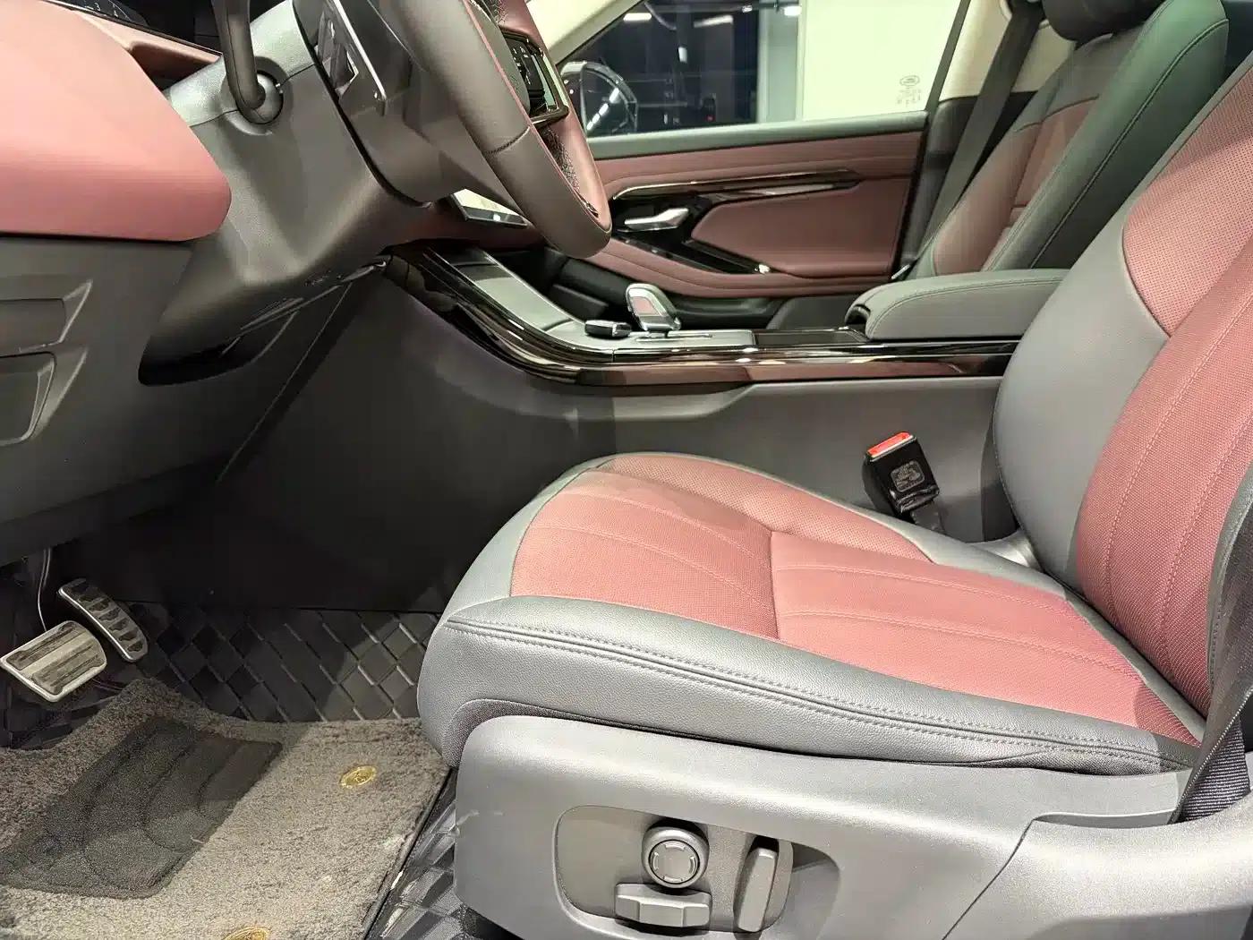 2024 Range Rover Evoque L SE Luxury Edition — миниатюра 8