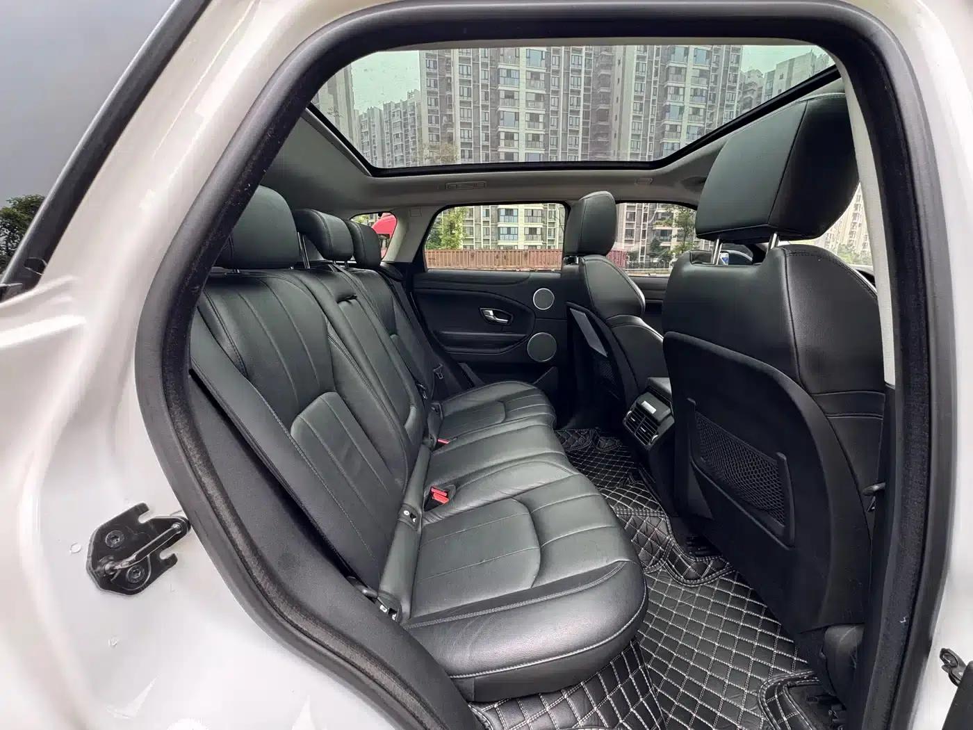 Range Rover Evoque 2018 240PS SE Smart Edition — миниатюра 12
