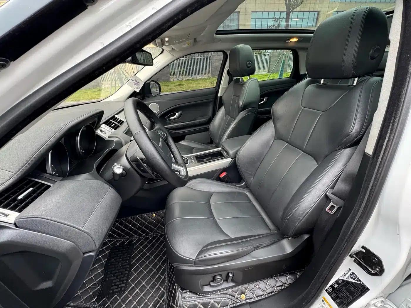 Range Rover Evoque 2018 240PS SE Smart Edition — миниатюра 5
