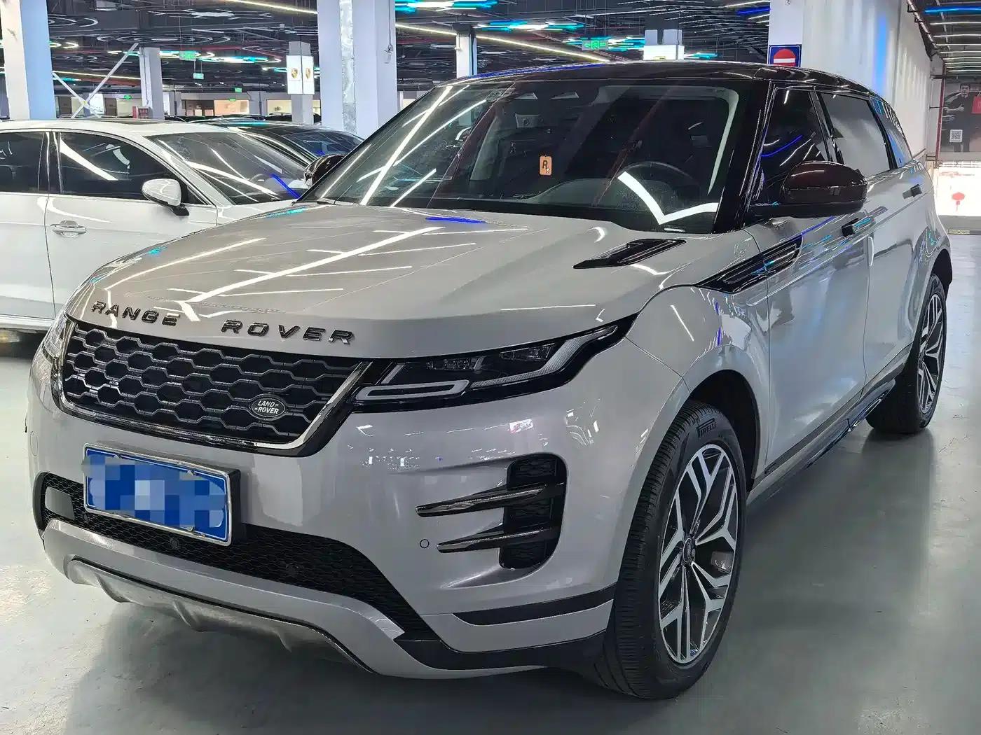 Range Rover Evoque 2021 Model: Evoque L 249PS R-Dynamic First Edition — миниатюра 1