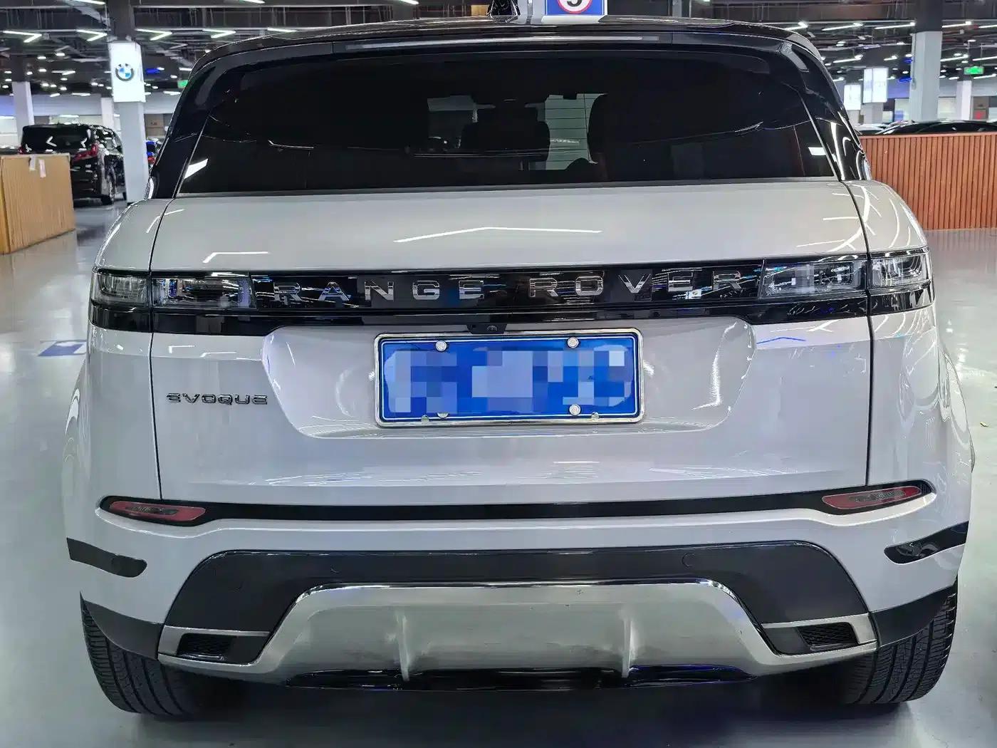 Range Rover Evoque 2021 Model: Evoque L 249PS R-Dynamic First Edition — миниатюра 19