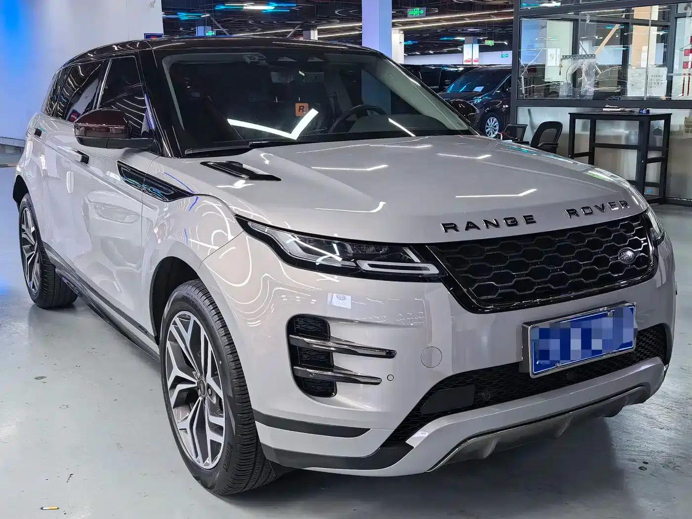 Range Rover Evoque 2021 Model: Evoque L 249PS R-Dynamic First Edition — миниатюра 3