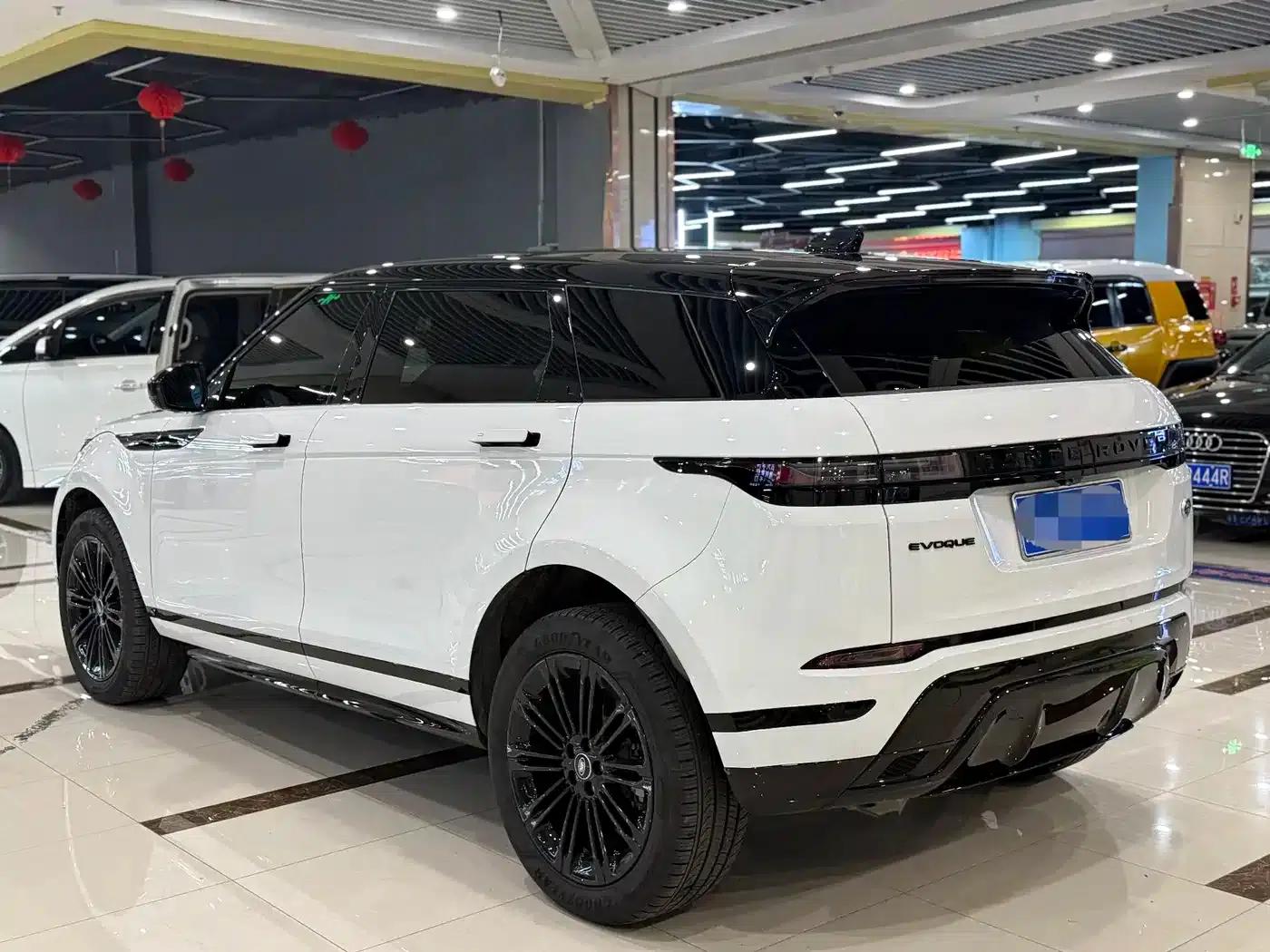 2026 Range Rover Evoque, Range Rover Evoque L SE — миниатюра 9