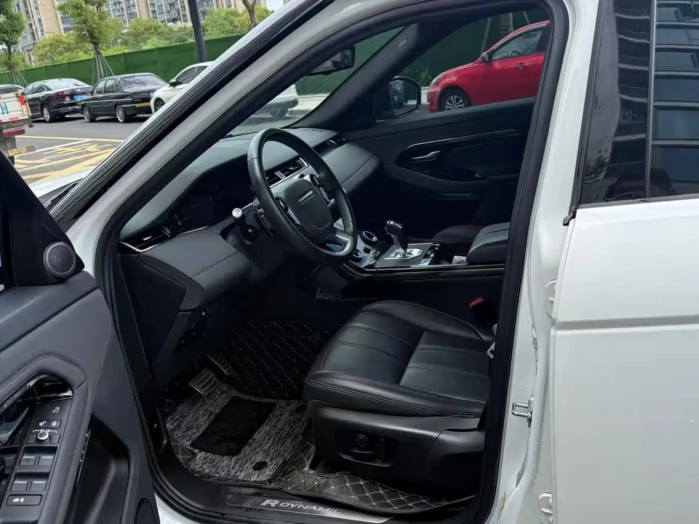 Range Rover Evoque 2020 249PS R-DYNAMIC SE Sport Tech Edition — миниатюра 6