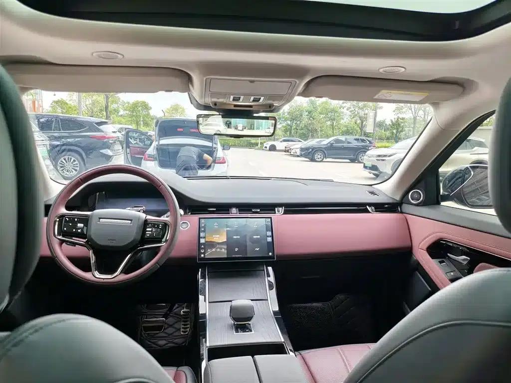 2024 Range Rover Evoque L SE Luxury Edition — миниатюра 6
