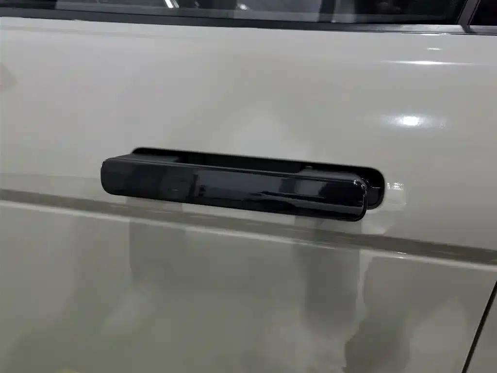Range Rover Evoque 2020 249PS Youth Edition — миниатюра 18