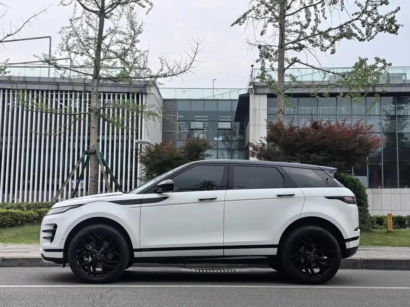 Range Rover Evoque 2020 249PS Youth Edition — миниатюра 2