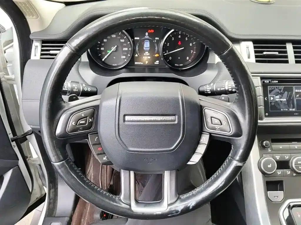 Range Rover Evoque 2016 2.0T SE Smart Edition — миниатюра 11