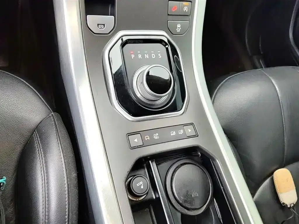 Range Rover Evoque 2016 2.0T SE Smart Edition — миниатюра 14