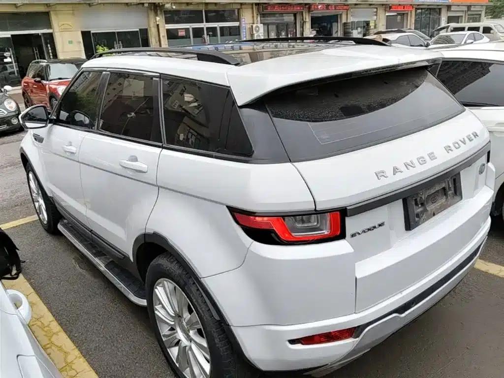 Range Rover Evoque 2016 2.0T SE Smart Edition — миниатюра 5