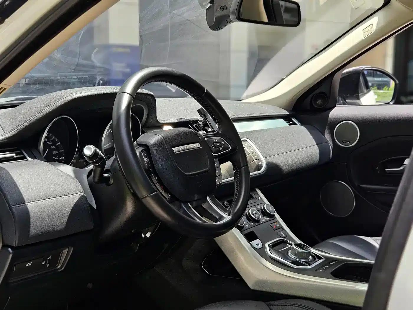2014 Range Rover Evoque Imported 2.0T 5-Door Dynamic Edition — миниатюра 11