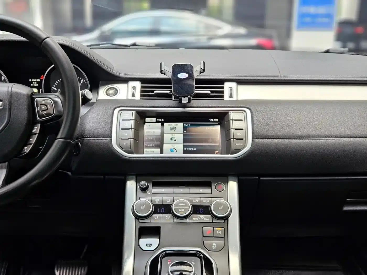 2014 Range Rover Evoque Imported 2.0T 5-Door Dynamic Edition — миниатюра 15