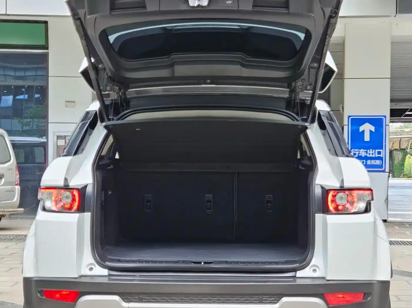 2014 Range Rover Evoque Imported 2.0T 5-Door Dynamic Edition — миниатюра 21