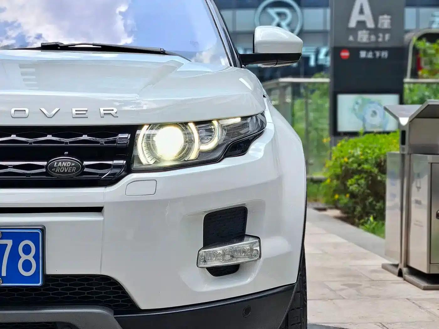 2014 Range Rover Evoque Imported 2.0T 5-Door Dynamic Edition — миниатюра 22