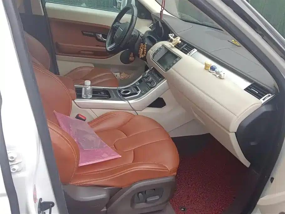 2012 Imported Range Rover Evoque 2.0T 5-Door Prestige Edition — миниатюра 8