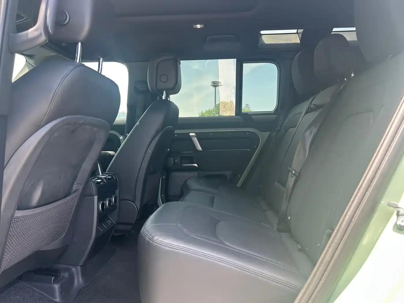 2023 Land Rover Defender 110 3.0T P400 75th Anniversary Edition — миниатюра 11