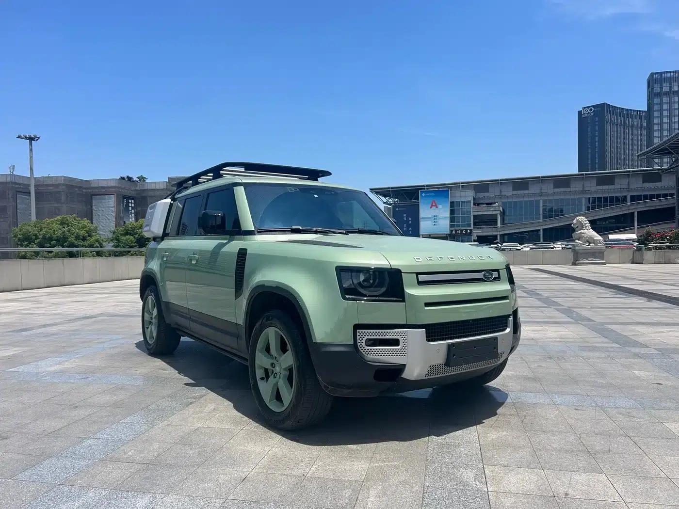 2023 Land Rover Defender 110 3.0T P400 75th Anniversary Edition — миниатюра 3