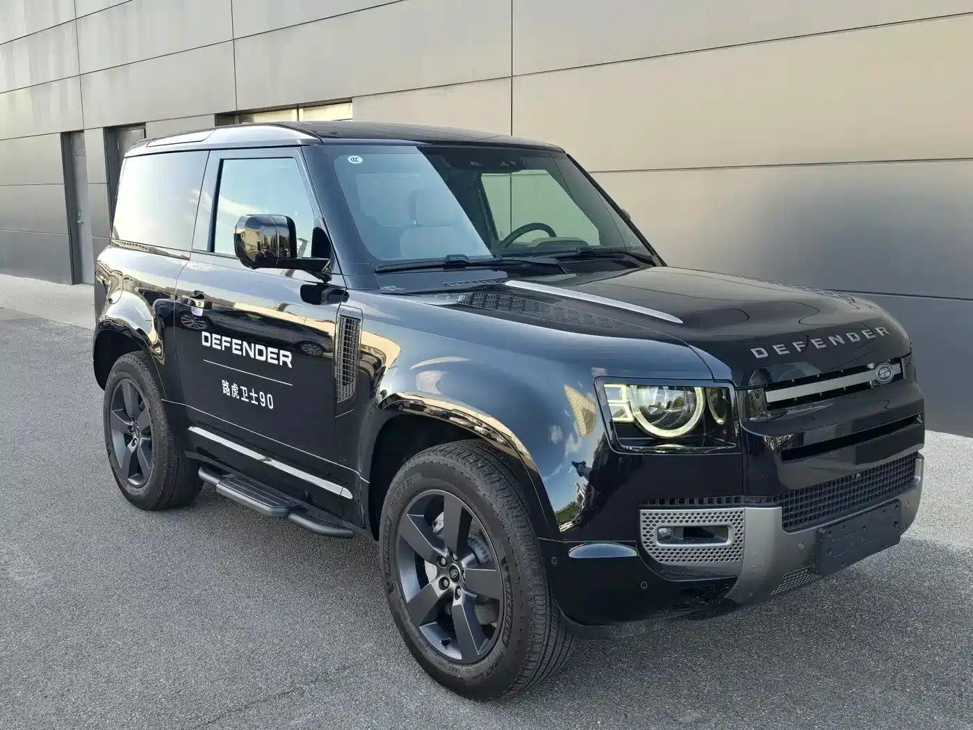 2025 Land Rover Defender 90 3.0T P400 X-Dynamic HSE — миниатюра 7