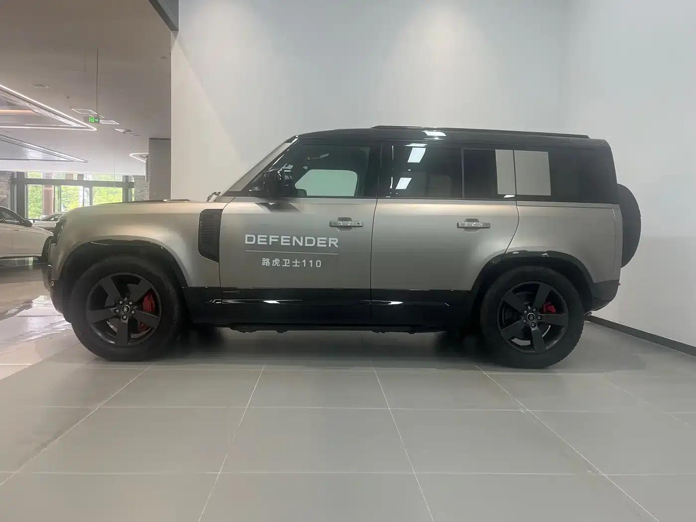 2025 Land Rover Defender 110 3.0T P400 X — миниатюра 2