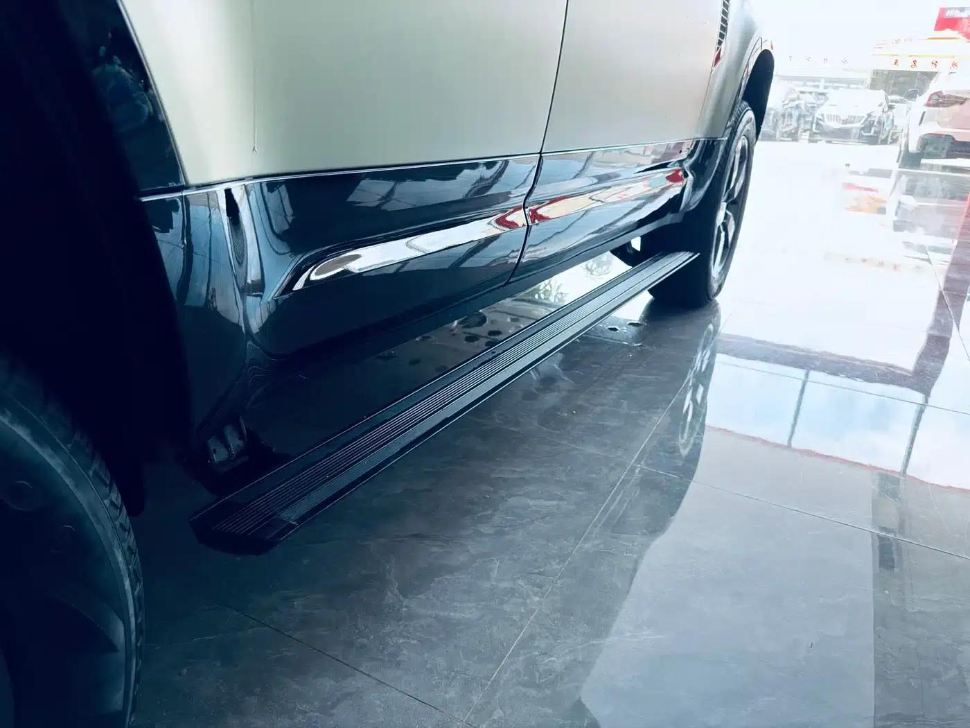 2023 Land Rover Defender Facelift 110 3.0T P400 X — миниатюра 25