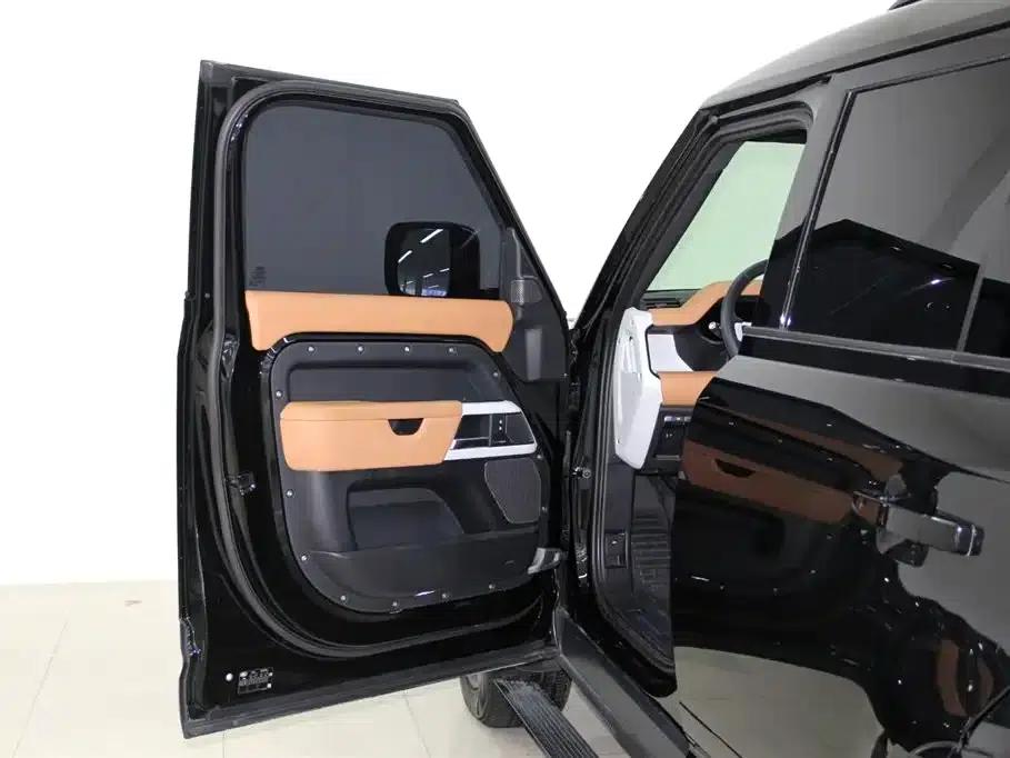 2023 Land Rover Defender Facelift 110 3.0T P400 X-DYNAMIC HSE — миниатюра 5