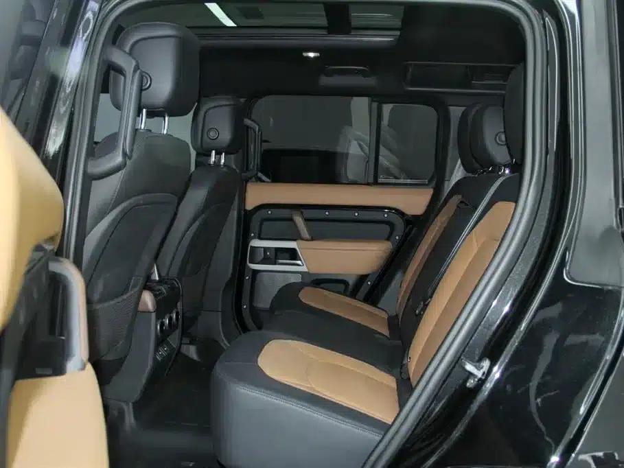 2023 Land Rover Defender Facelift 110 3.0T P400 X-DYNAMIC HSE — миниатюра 8