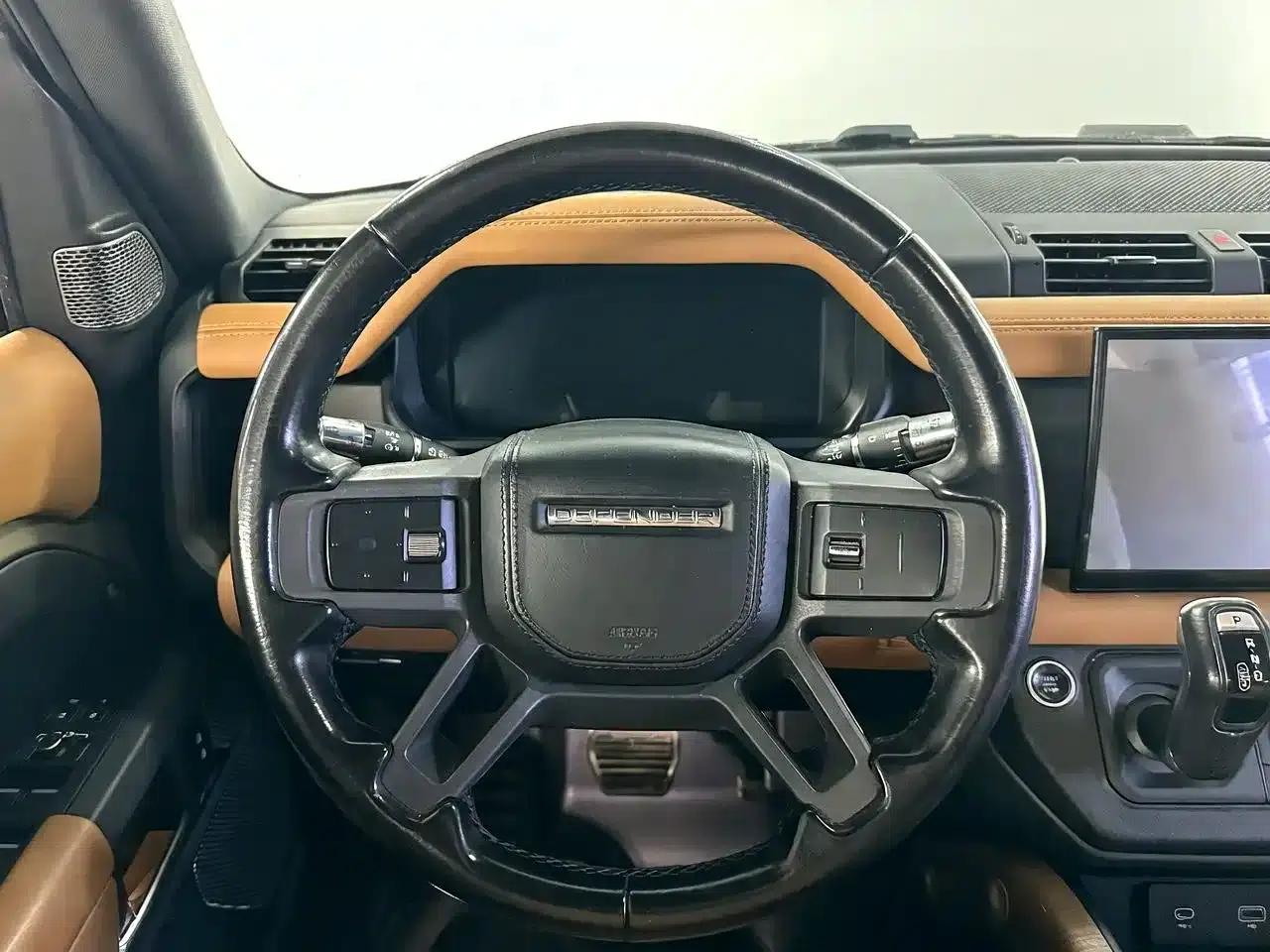 2022 Land Rover Defender 110 P400 X — миниатюра 12