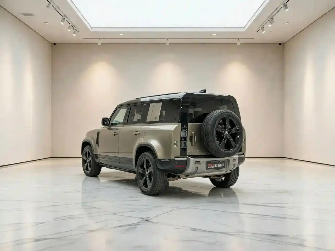 2022 Land Rover Defender 110 P400 X — миниатюра 5
