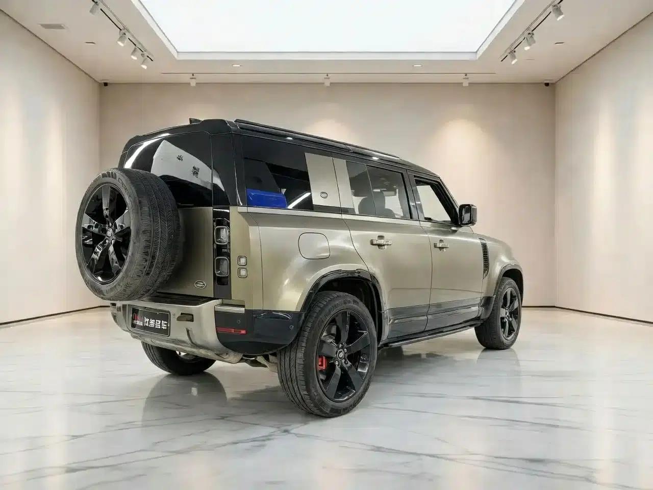 2022 Land Rover Defender 110 P400 X — миниатюра 6