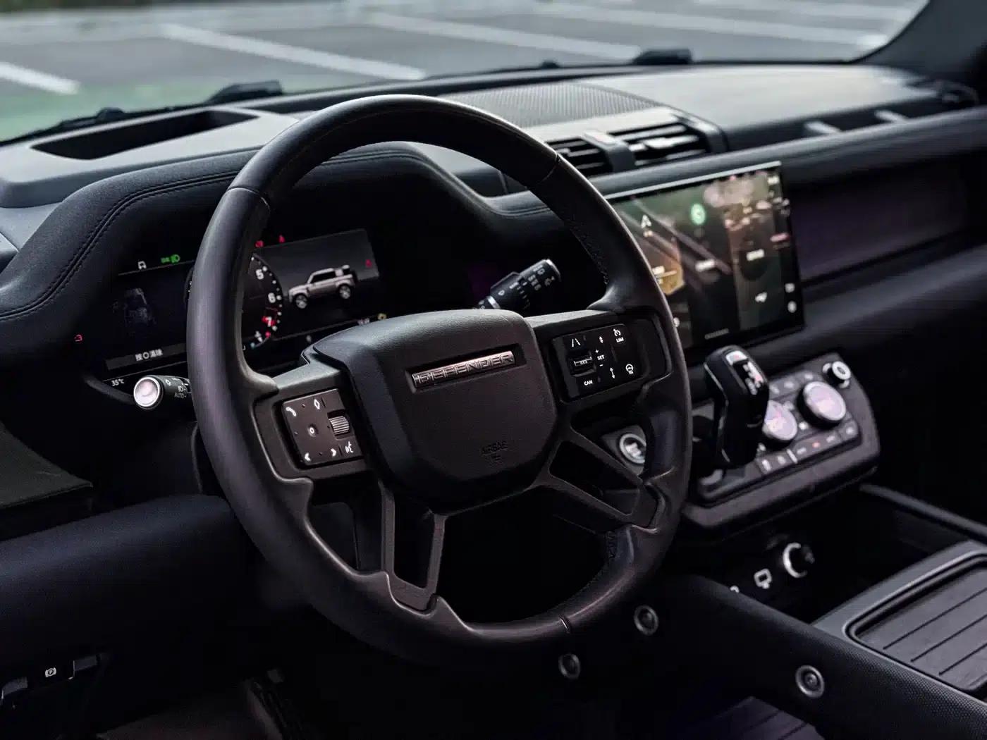 2023 Land Rover Defender 110 3.0T P400 75th Anniversary Edition — миниатюра 16
