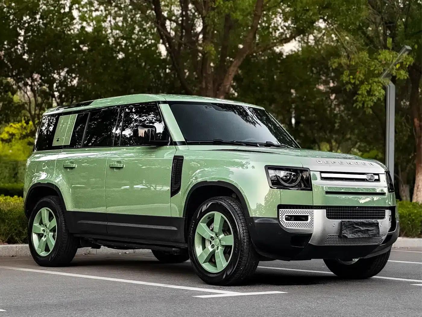 2023 Land Rover Defender 110 3.0T P400 75th Anniversary Edition — миниатюра 6
