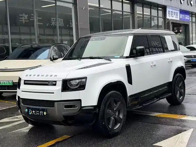 2025 Land Rover Defender 110 3.0T P400 X-Dynamic HSE