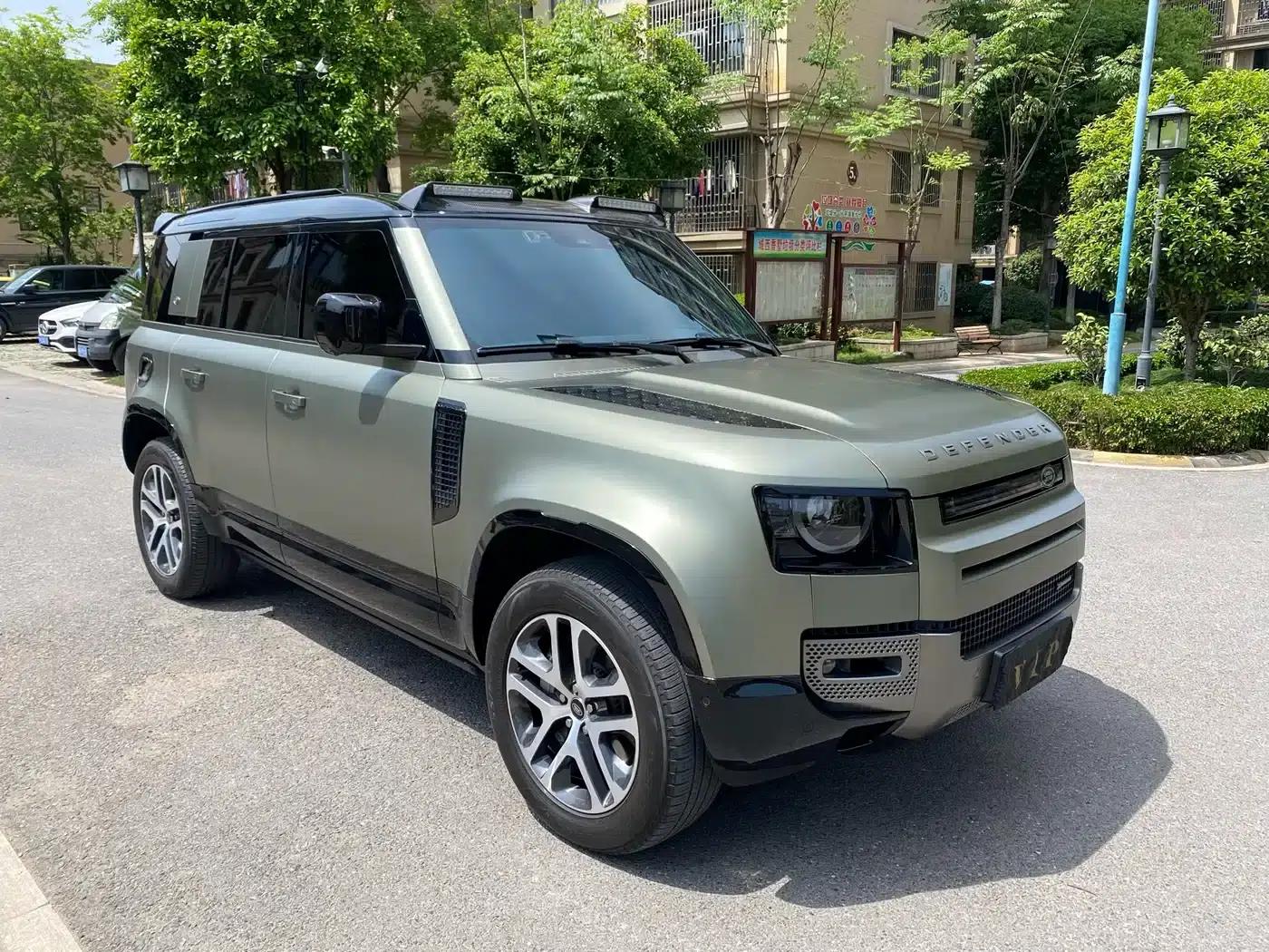 2023 Land Rover Defender 110 3.0T P400 X-DYNAMIC HSE — миниатюра 3