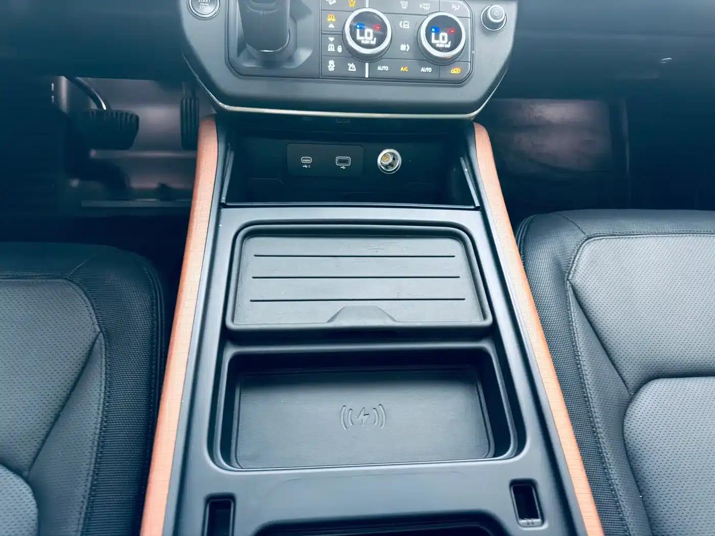 2024 Land Rover Defender 110 3.0T P400 X-DYNAMIC HSE — миниатюра 15