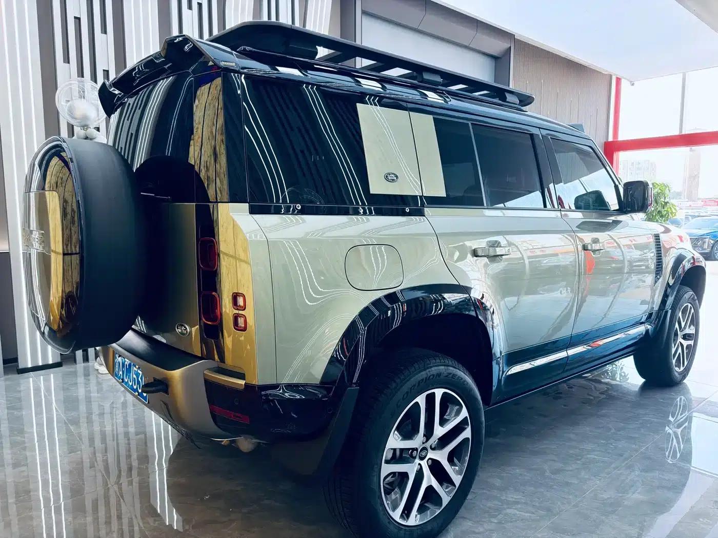 2024 Land Rover Defender 110 3.0T P400 X-DYNAMIC HSE — миниатюра 23