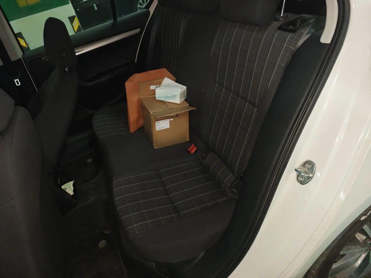Skoda Octavia 2018 1.6L Automatic Comfort Edition — миниатюра 18