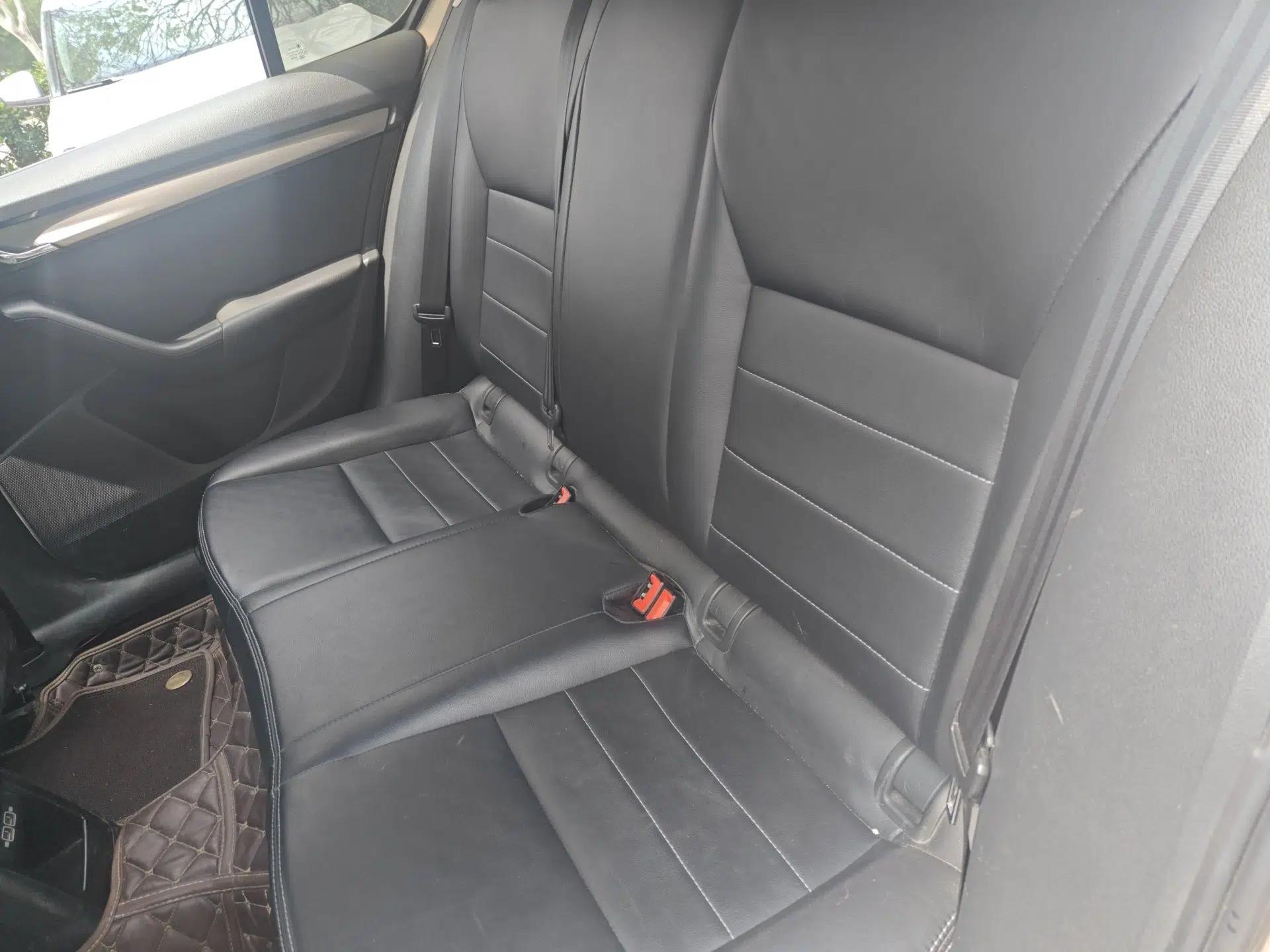 Skoda Octavia 2020 1.5L Automatic SmartDrive Comfort Edition — миниатюра 20