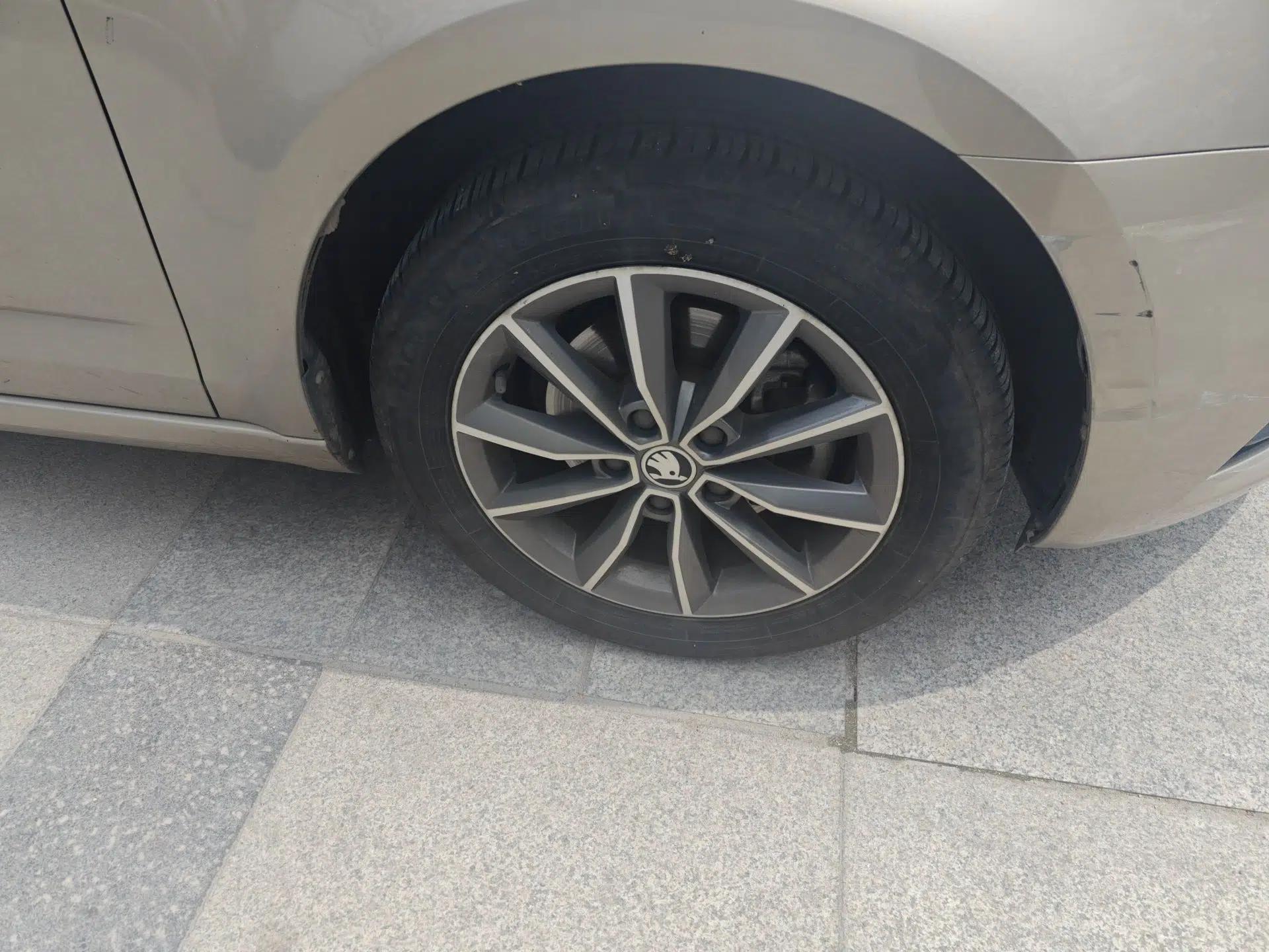 Skoda Octavia 2020 1.5L Automatic SmartDrive Comfort Edition — миниатюра 8