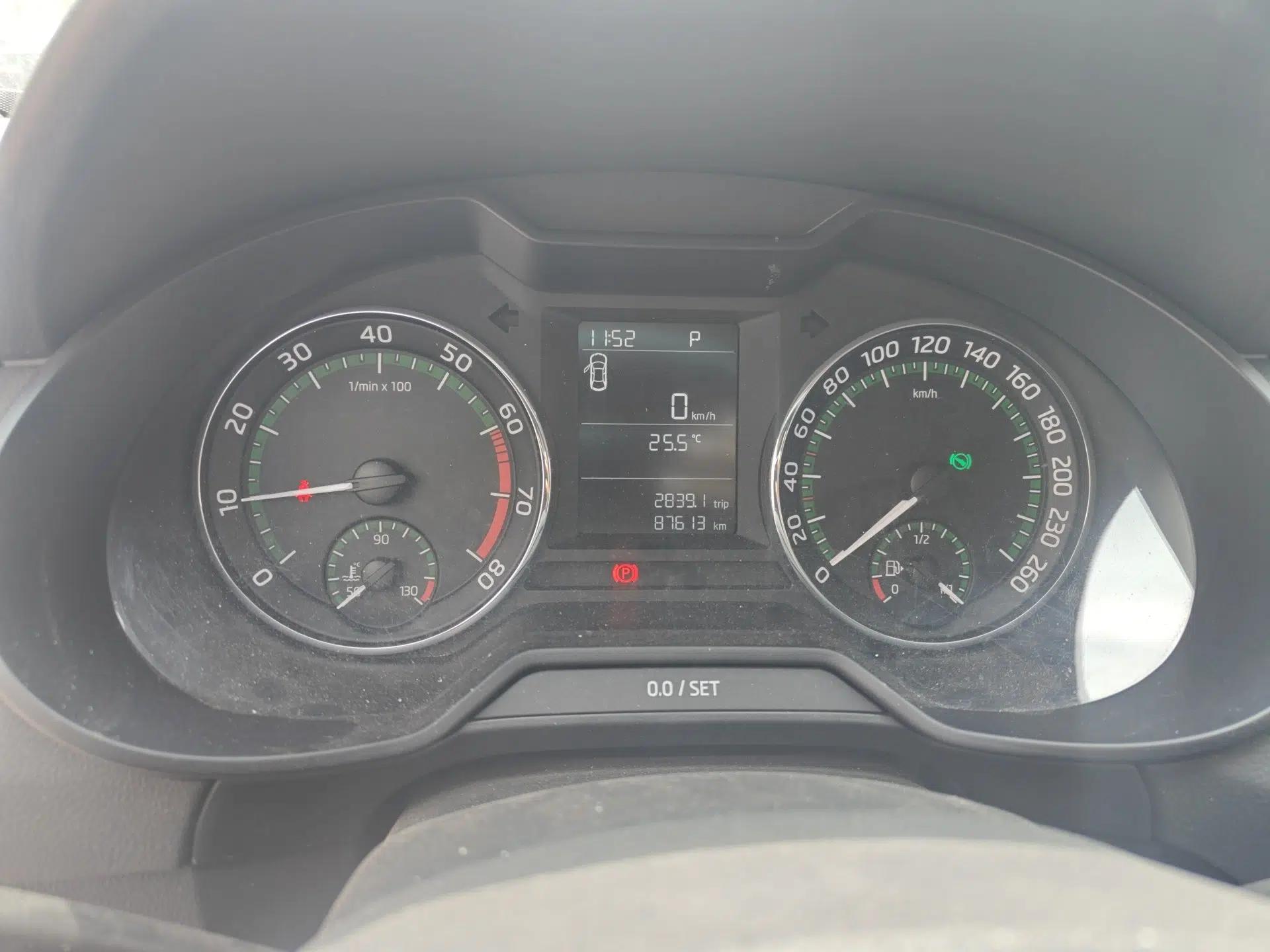 Skoda Octavia 2020 1.5L Automatic SmartDrive Comfort Edition — миниатюра 10