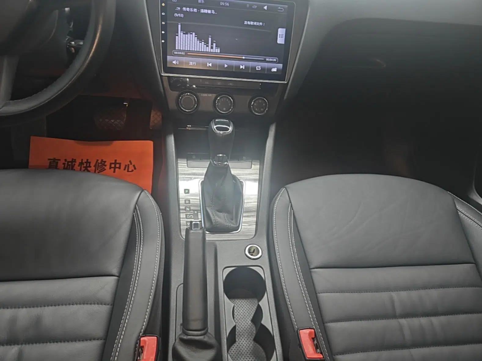 Skoda Octavia 2017 1.6L Automatic Smart Drive Edition — миниатюра 17