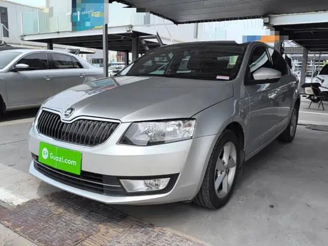 Skoda Octavia 2015 1.6L Automatic Yijun Edition